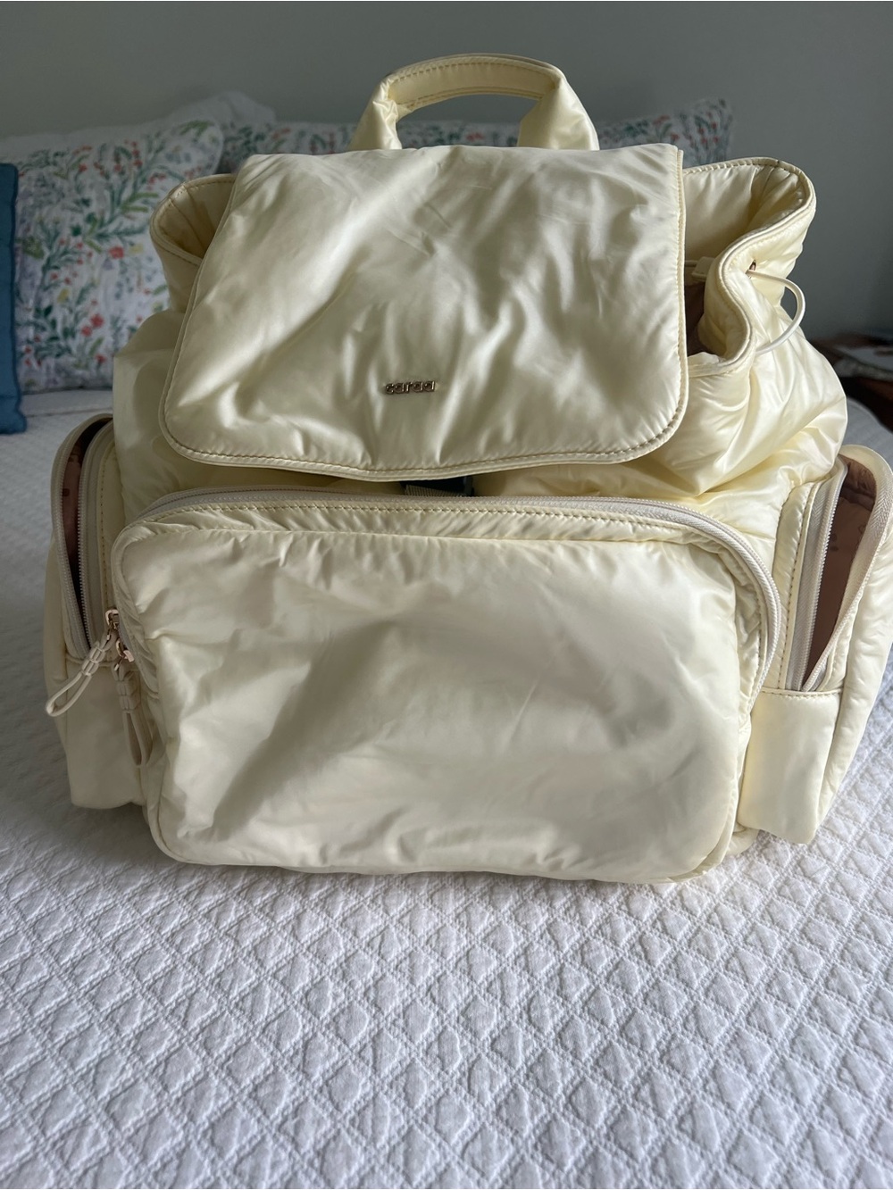 NWOT Caraa Cirrus Medium Travel Backpack